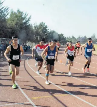  ??  ?? Con 36 años es un hombre dedicado a su familia y al deporte/
XÓCHITL GUERRERO