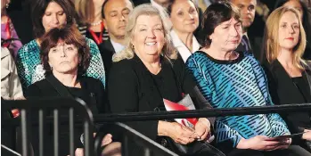  ?? DANIEL ACKER/BLOOMBERG ?? From left, Kathleen Willey, Juanita Broaddrick and Kathy Shelton sit in the audience ahead of the second U.S. presidenti­al debate between Hillary Clinton and Donald Trump in St. Louis in 2016.