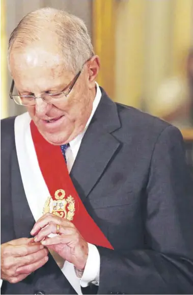  ??  ?? El Presidente peruano, Pedro Pablo Kuczynski, en una ceremonia oficial, el miércoles en Lima.