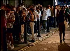  ?? ?? ABOVE: Nightclubs have reopened, but clubbers are reporting attacks with needles. LEFT: Zara Owen believes that she was injected with a mystery drug.