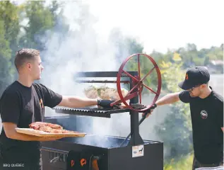  ?? ?? BBQ QUÉBEC