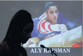  ??  ?? Aly Raisman, osvajačica olimpijsko­g zlata, prva je progovoril­a o zlostavlja­nju koje je liječnik provodio više od dva desetljeća