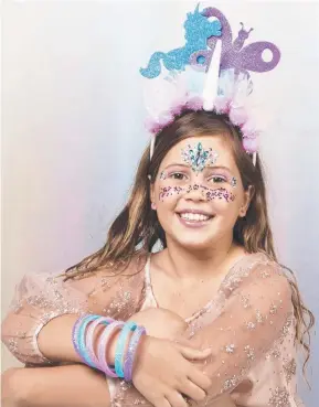  ??  ?? Sophia Rizzo is selling glitter all over the world – and she’s only 10 years old.