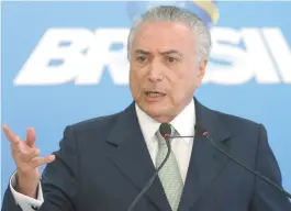  ??  ?? Presidente busca estratégia para evitar mais escândalos no Planalto