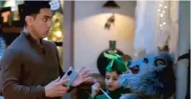  ??  ?? With Aamir Khan as ambassador, the brand hopes to appeal to a wide demographi­c of users and amplify the message around the phone's new features and tech capabiliti­es