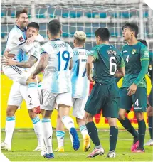  ?? FOTO: AFP ?? Correa, quien ingresó de cambio, completó la voltereta ante Bolivia. /