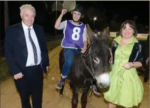  ??  ?? Winner of the Donkey Derby was Ammanda McCarthy in the company of Dearbhla Noonan, Lady Lydia and Tom Nash, Chairman, Kanturk GAA.