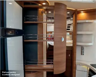  ?? ?? Pull-out pantry is artfully designed