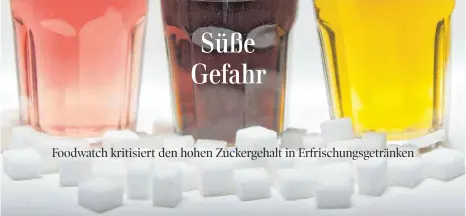  ?? FOTO: DPA ?? Rote Limo, Cola und ein Energie-Getränk: Monster Assault von Coca Cola enthält mehr als 27 Stücke Zucker und führt das Zucker-Ranking an.