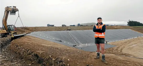  ?? PHOTO: FAIRFAX NZ ?? The lining of an irrigation dam at Seddon, in Marlboroug­h, goes in under the watchful eyes of project manager Reuben Gill.