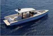  ??  ?? B E L O W Modular deck allows a variety of layout options and a hydraulic platform that wraps around the engines