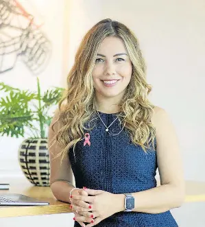 Estée Lauder se une a la Liga contra el Cáncer en campaña preventiva ...
