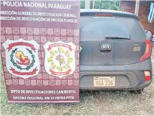  ??  ?? Los presuntos criminales se movilizaba­n a bordo de este automóvil, que también fue incautado durante el operativo.