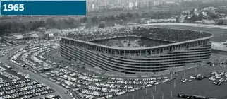  ??  ?? Secondo anello Nel 1955 partono i lavori per la costruzion­e del secondo anello. Qui San Siro negli anni 60