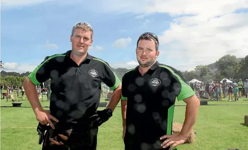  ?? ANNETTE LAMBLY/ FAIRFAX NZ ?? Runner up Colin Beazley (right) took second place in the Agrisports challenge.