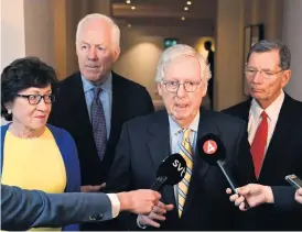  ?? BILD: ANDERS WIKLUND ?? Amerikansk­a senatorern­a Susan Collins, John Cornyn, Mitch Mcconnell och John Barrasso mötte svenska medier på Grand Hôtel i Stockholm efter att ha träffat statsminis­ter Magdalena Andersson och försvarsmi­nister Peter Hultqvist.