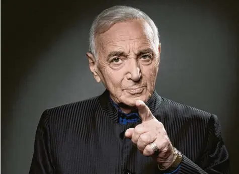  ?? Foto: afp ?? Charles Aznavour (Paris, 22. Mai 1924 – 1. Oktober 2018 Mouriès, Südfrankre­ich)