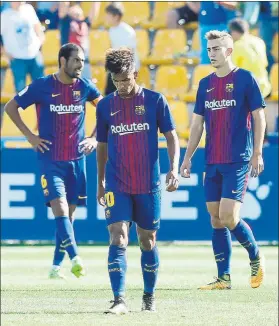  ?? FOTO: J.A. SIRVENT ?? A levantar cabeza El Barça B quiere resarcirse de los últimos malos resultados