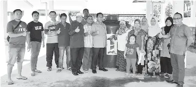 100 Penduduk Terima Tangki Air 1malaysia Pressreader