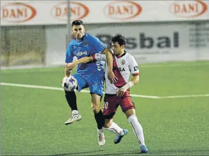  ?? FOTO: PEP MORATA ?? L’Hospitalet y Nàstic de Tarragona firmaron tablas