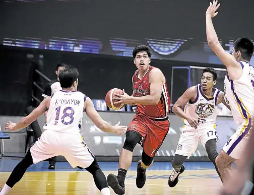  ?? — PHOTOS COURTESY OF PBA IMAGES ?? With unheralded stars like Don Trollano (middle) driving the team, Blackwater has found itself in the thick of the fight in the Philippine Cup.