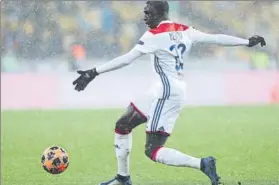  ?? FOTO: AP ?? Mendy fue el mejor del Lyon El carrilero zurdo en un 3-5-2 dio el 0-1 y logró el 0-2