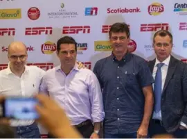  ?? JOSE CORDERO ?? MisterChip, Andrés Agulla, Mario Kempes y Ricardo Ortiz son los panelistas de Fuera de juego, de ESPN.