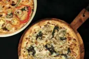  ??  ?? Pizza Napoletana