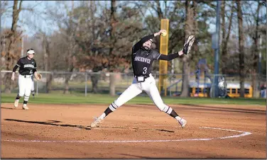  ?? Shawn Pell/Special to News-Times ?? Bringing the heat: Smackover's Malorie Pullin winds up for a pitch in softball action this season. Pullin is currently competing on Tulsa Elite, honing her skills for the next high school season.