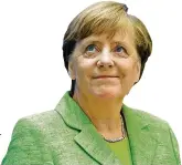  ?? FOTO: MACDOUGALL/AFP ?? Da ist sie wieder, die typische Kanzlerin Merkel: Die SPD hat sie mit der Homo-Ehe unter Druck gesetzt, aber die CDU-Chefin lässt es nicht zur Konfrontat­ion kommen. Kehrtwende­n gehören zu ihrem Taktik-Repertoire.