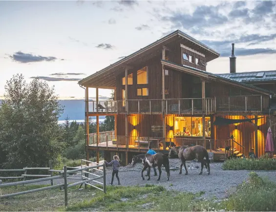  ?? PHOTOS: KARI MEDIG/ DESTINATIO­N BC ?? Myra Canyon Ranch overlookin­g Okanagan Lake outside of Kelowna is a gorgeous place to get in touch with nature and go horseback riding.