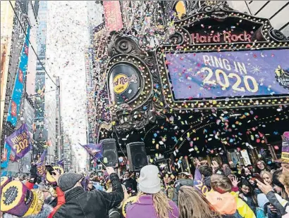  ?? BEN HIDER / AP ?? Presentaci­ó del patrocinad­or de la celebració d’any nou a Times Square, a Nova York