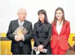  ??  ?? Miguel Gálvez, Dolores Martínez Utrera y Olga Gil.