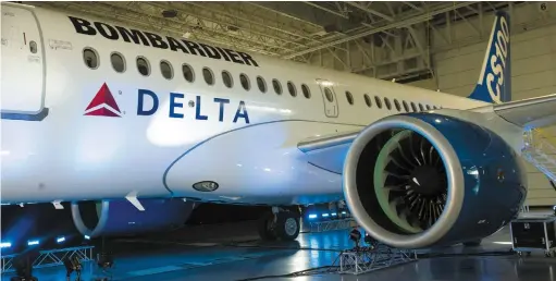  ?? PHOTO D’ARCHIVES, AGENCE QMI ?? Delta avait commandé des avions C Series à Bombardier en 2016. Lors de l’annonce de l’entente, le logo du géant américain avait été apposé sur un des appareils de l’avionneur québécois, qui livrera les premiers C Series cette année.