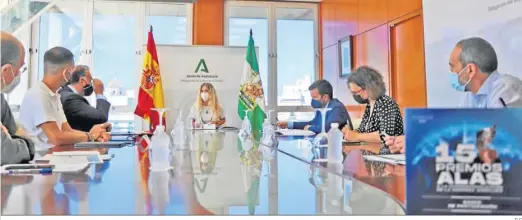  ?? D.C. ?? El jurado de los premios Alas estuvo presidido por la delegada del Gobierno andaluz en Cádiz, Ana Mestre.