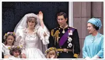  ??  ?? Ein skeptische­r Blick bei der Hochzeit 1981: Die Queen mit Charles und Diana auf dem Balkon des Buckingham Palace