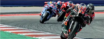  ?? ?? In fuga Maverick Vinales ha vinto il Gp degli Usa con l’aprilia: lo spagnolo torna al successo dopo più di tre anni (Ipp)