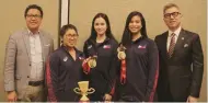  ??  ?? (From left): Philippine Southeast Asia Games Organizing Committee Chief Operating Officer Mr. Ramon Suzara, Weightlift­ing Gold Medalist Hidilyn Diaz, Wushu Gold Medalist Agatha Wong, Karate Gold Medalist Jamie Lim, and Resorts World Manila President and CEO Kingson Sian