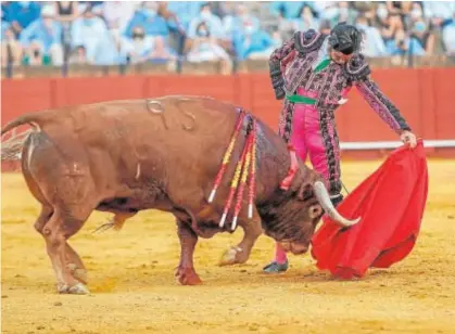  ?? // EP ?? Morante de la Puebla se reunió al natural con el toro ‘Jarcio’ de Juan Pedro Domecq