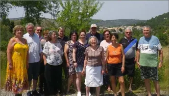  ??  ?? Les visiteurs bénévoles de la section Narbonne Littoral