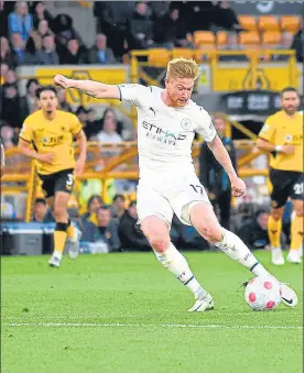  ?? REUTERS ?? Manchester City’s Kevin De Bruyne scores his third goal against Wolves on Wednesday.