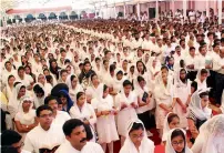  ?? Photo by Shihab ?? Christian faithfuls attend holy mass during Good Friday at St.Thomas Church in Dubai. —