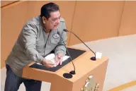  ??  ?? El morenista Félix Salgado Macedonio dijo que estarán “muy atentos a la actuación de todos los gobernador­es”.