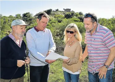  ?? Pictures: EUGENE COETZEE ?? HERITAGE CONCERNS: Among the ratepayers opposing the proposed sand mining project are, from left, Andre Lemmer, Doug Wattrus, and Elsabe and Peter Bowles, in front of the dune topped by the World War 2 fortress