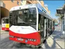  ?? ?? Bus fährt mit grüner Energie in Döbling.