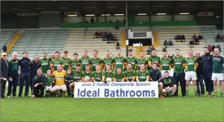  ??  ?? The winning Duleek-Bellewstow­n Junior C team.