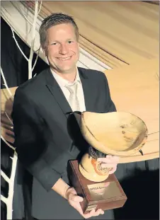  ?? Picture: RIAAN MARAIS ?? WILDLIFE PASSION: Woody Cape Wildlife chief executive Warrick Barnard with his trophy