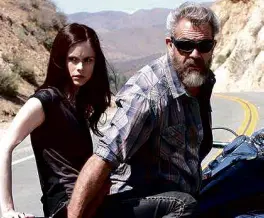  ??  ?? Erin Moriarty and Mel Gibson in “Blood Father”