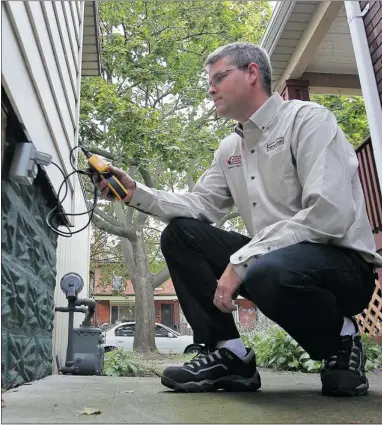  ?? DAN JANISSE/THE Windsor Star ?? Donald Beneteau, of Beneteau Home Inspection Service, thinks mandatory minimum qualificat­ions for home inspectors
should be required in the industry. The province plans to hold consultati­ons on the issue.
