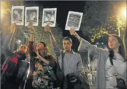  ?? FOTOS PABLO PIEMONTE ?? RECLAMO. La protesta culminó anoche en la Plaza de Mayo.